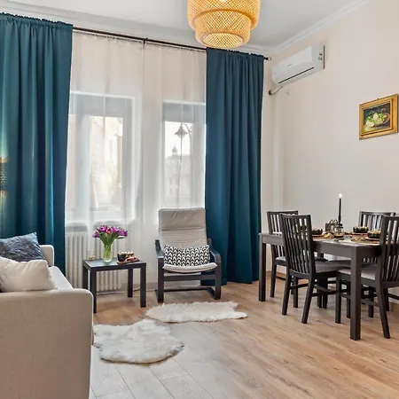 Vibes - The View Apartment